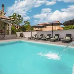 Beautiful In Holiday home Pula
