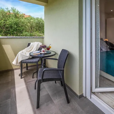 4 Bedroom Gorgeous In Casa vacanze Pola