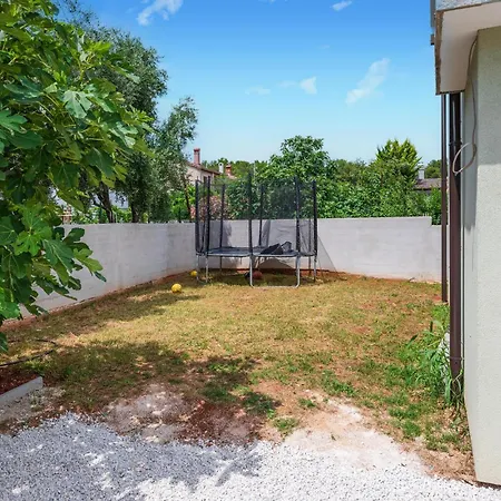 4 Bedroom Gorgeous In *