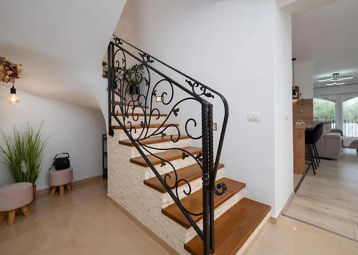 Casa vacanze 4 Bedroom Gorgeous In