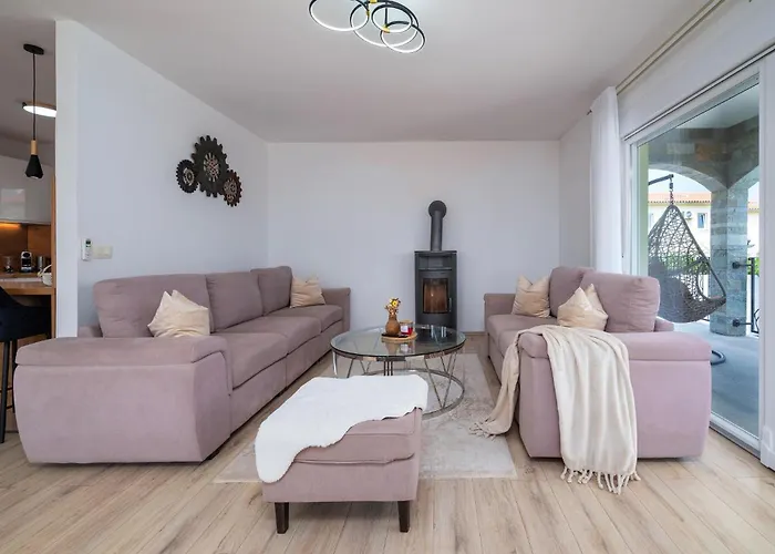 度假居 4 Bedroom Gorgeous In 普拉