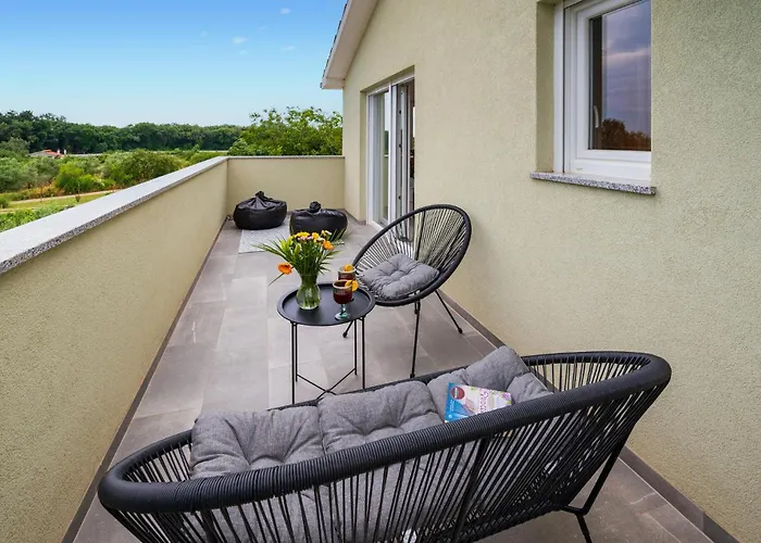 4 Bedroom Gorgeous In * 普拉